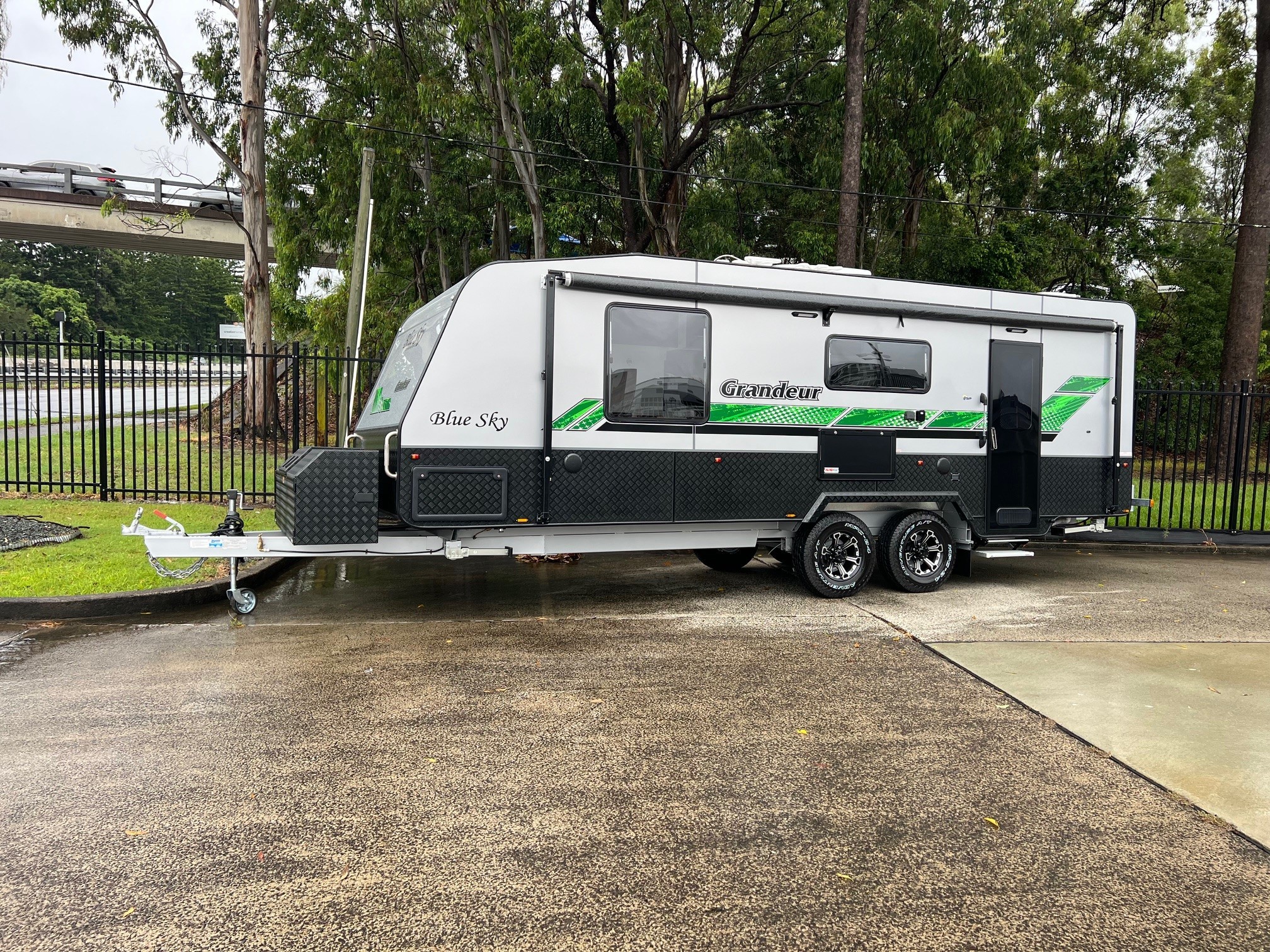 Blue Sky Grandeur 23ft6