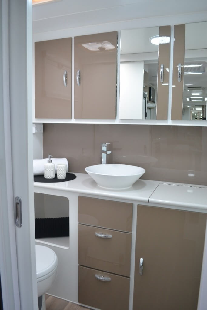 Blue Sky Grandeur 23ft6