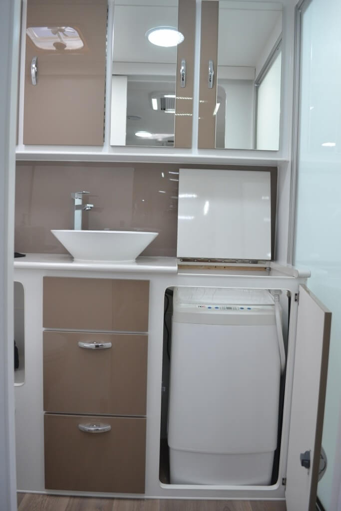 Blue Sky Grandeur 23ft6