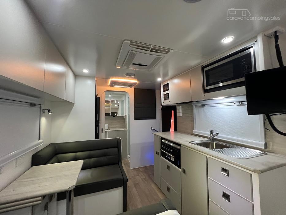 2022 Preowned Sunset Wildtrekker 18ft9 Offroad Caravan