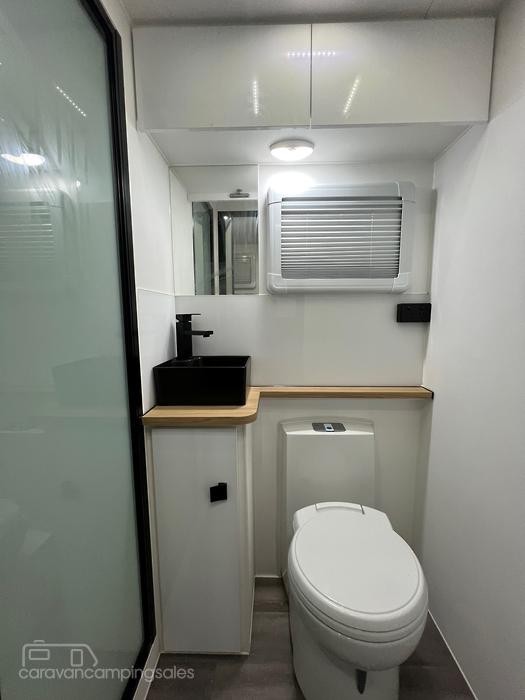 2022 New Design family Trekker 22ft9 Off-Road Double Bunk Caravan