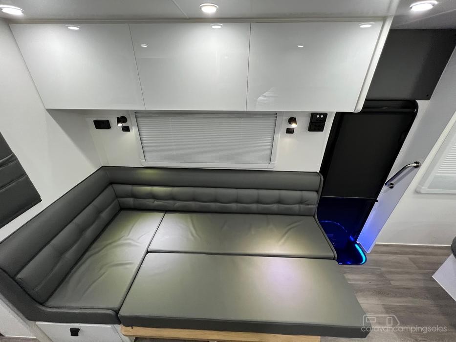 2022 New Design family Trekker 22ft9 Off-Road Double Bunk Caravan