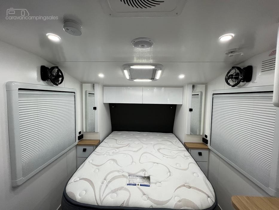 2022 New Design family Trekker 22ft9 Off-Road Double Bunk Caravan