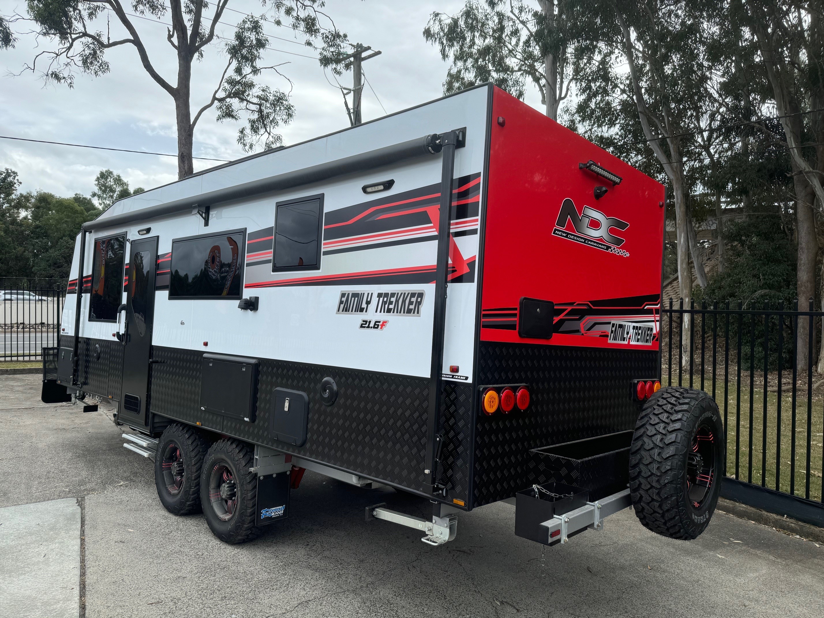 2024 New Design Family Trekker 21ft6 Aluminium Frame Double Bunk