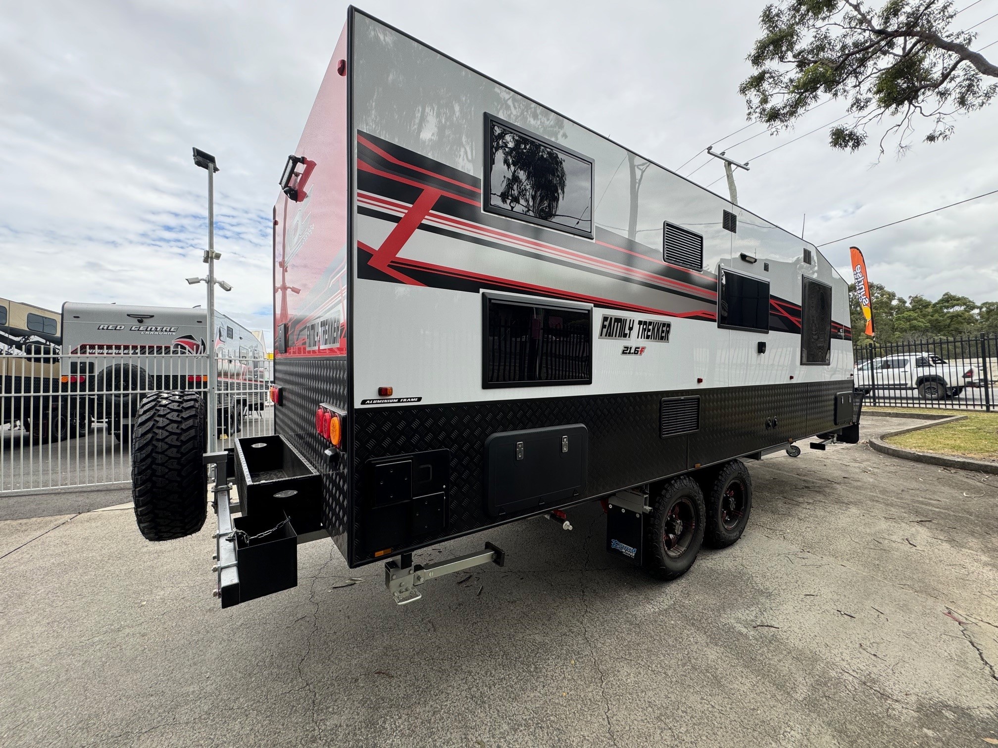 2024 New Design Family Trekker 21ft6 Aluminium Frame Double Bunk