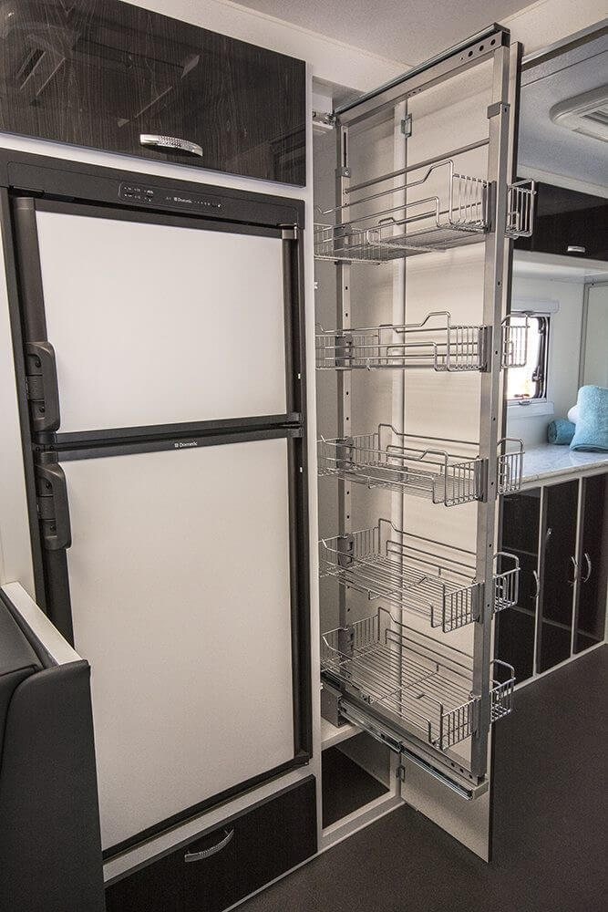 2024 Blue Sky Radiance 23ft6 Larger Ensuite