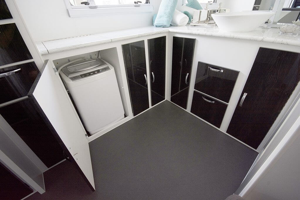 2024 Blue Sky Radiance 23ft6 Larger Ensuite