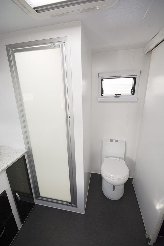 2024 Blue Sky Radiance 23ft6 Larger Ensuite
