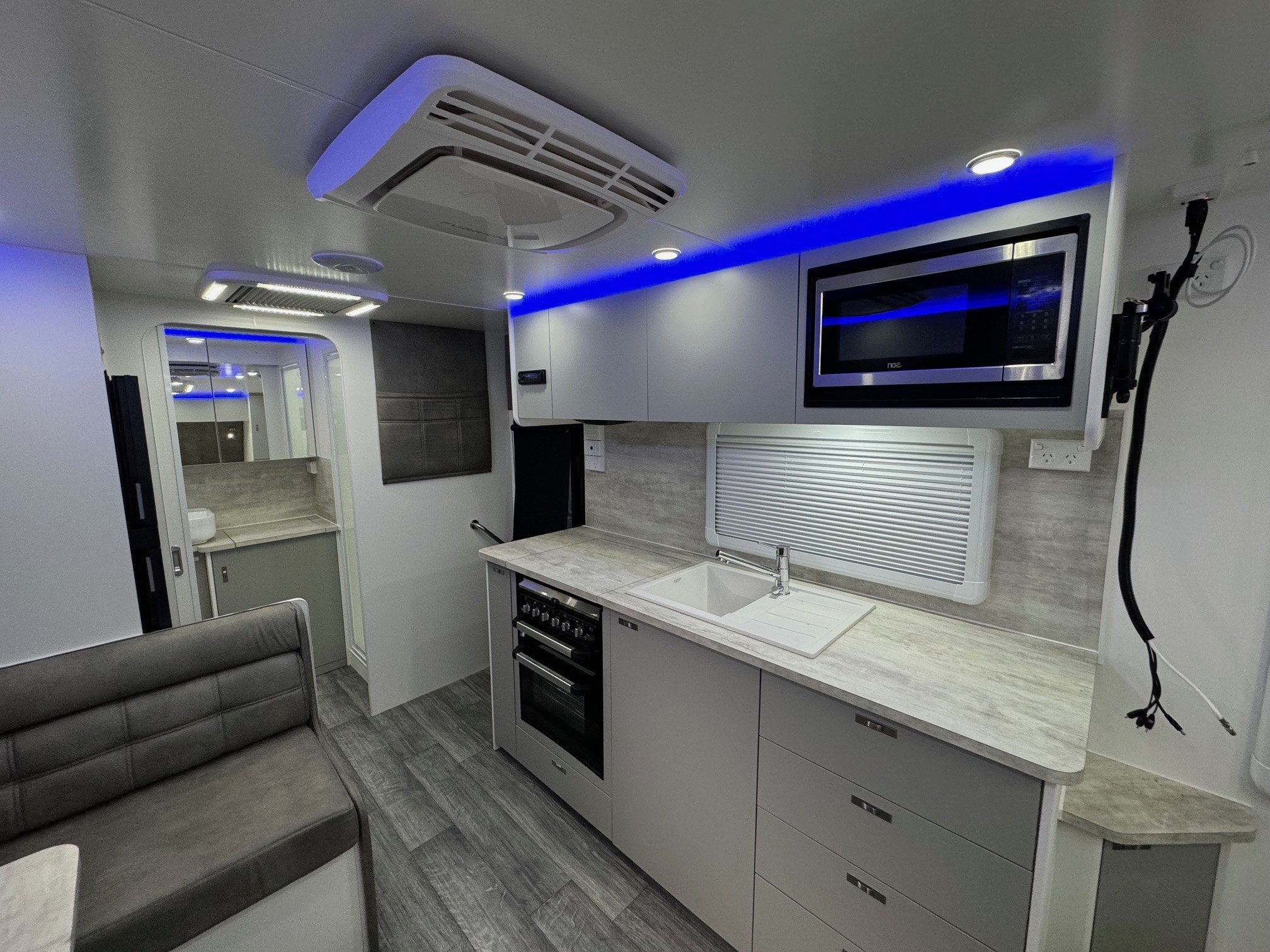 2024 New Design Expedition 19ft8 Offroad Caravan