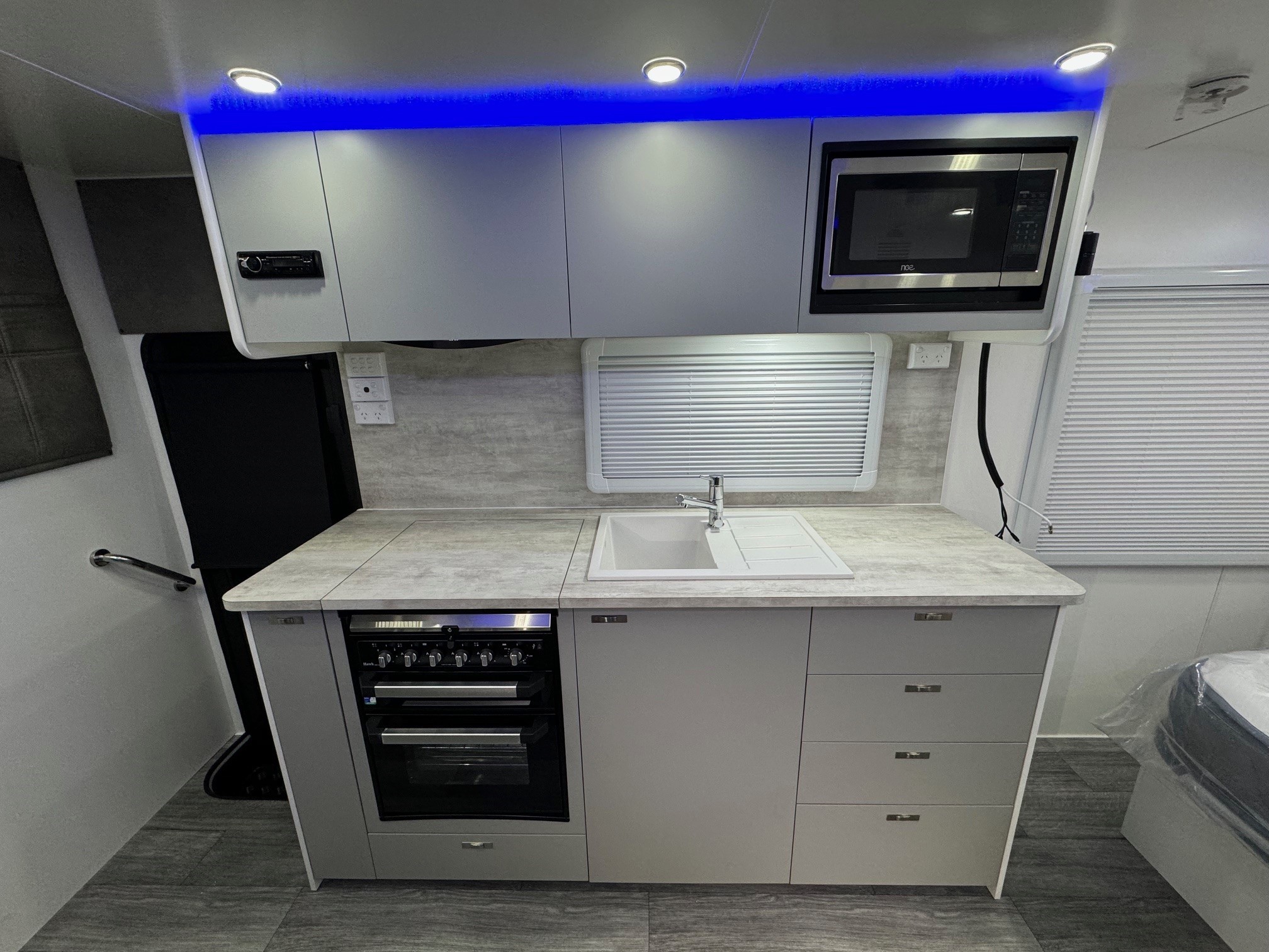 2024 New Design Expedition 19ft8 Offroad Caravan