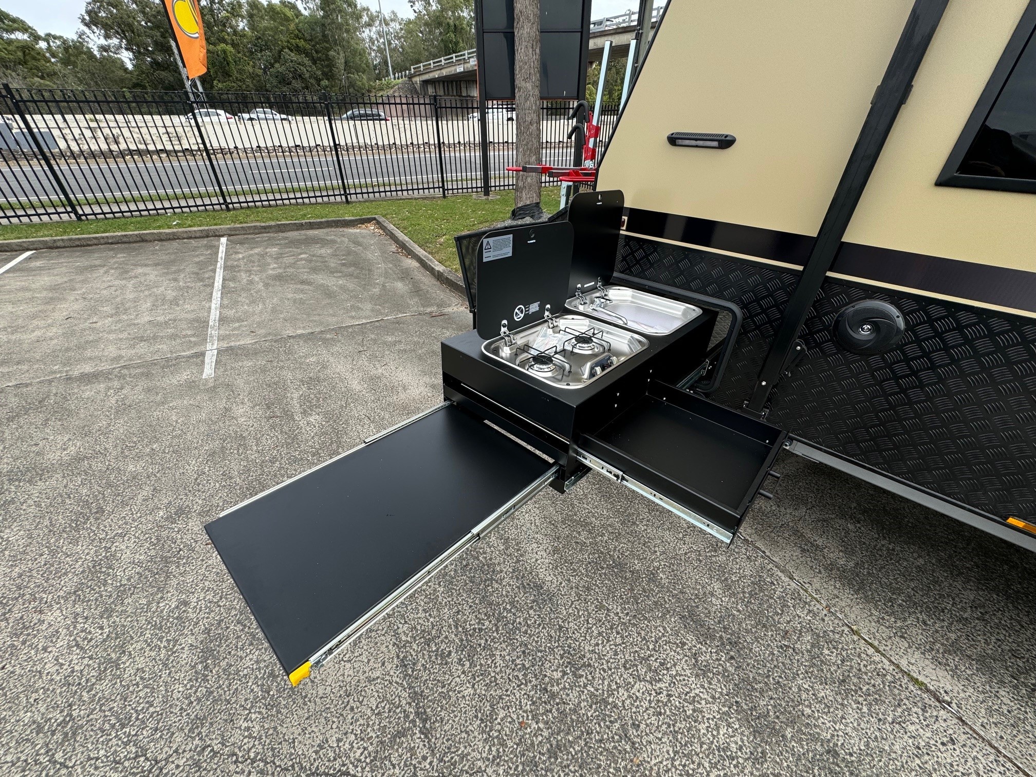 2025 New Design Family Trekker 22ft Triple Bunk