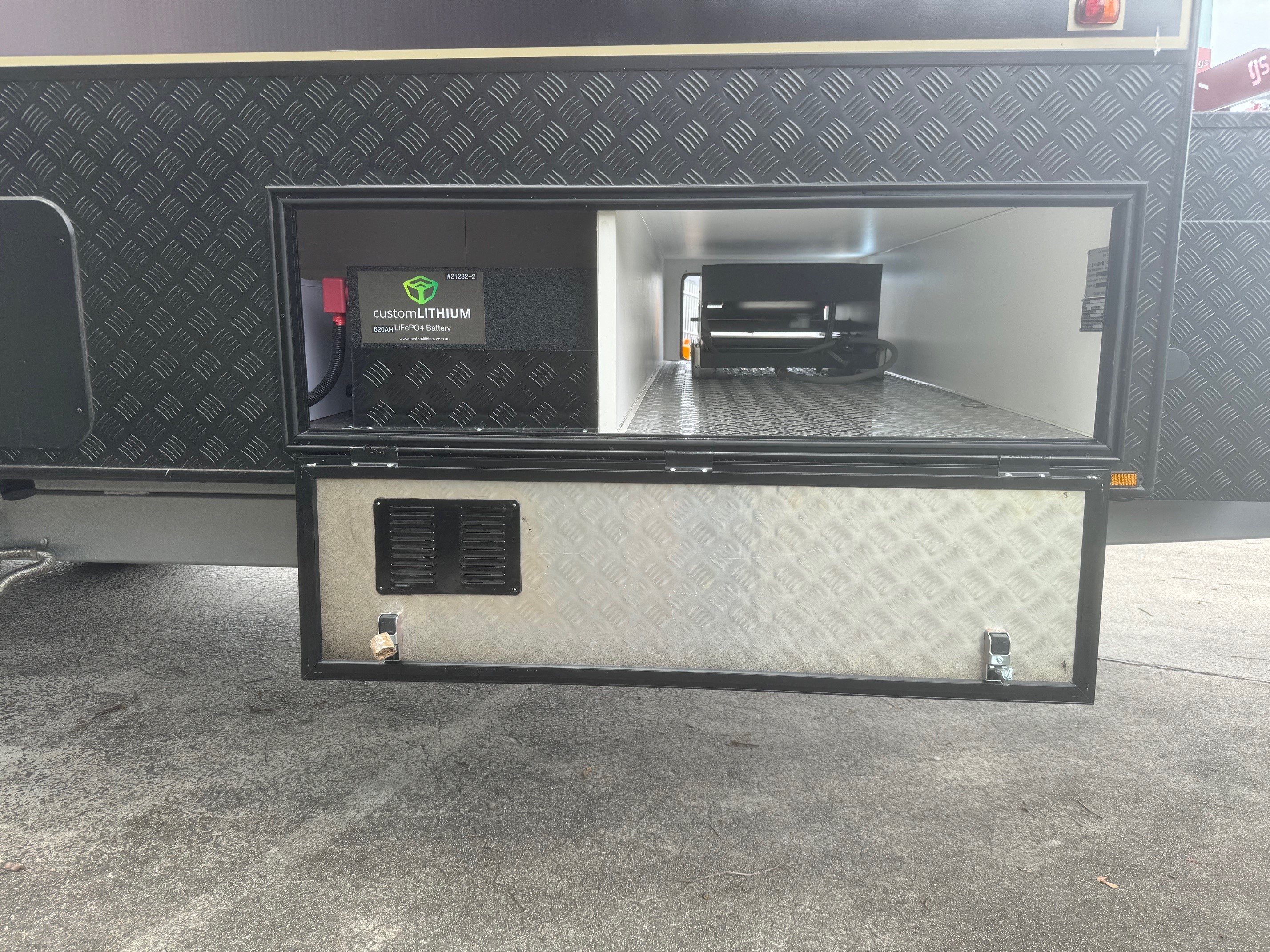 2025 New Design Family Trekker 22ft Triple Bunk