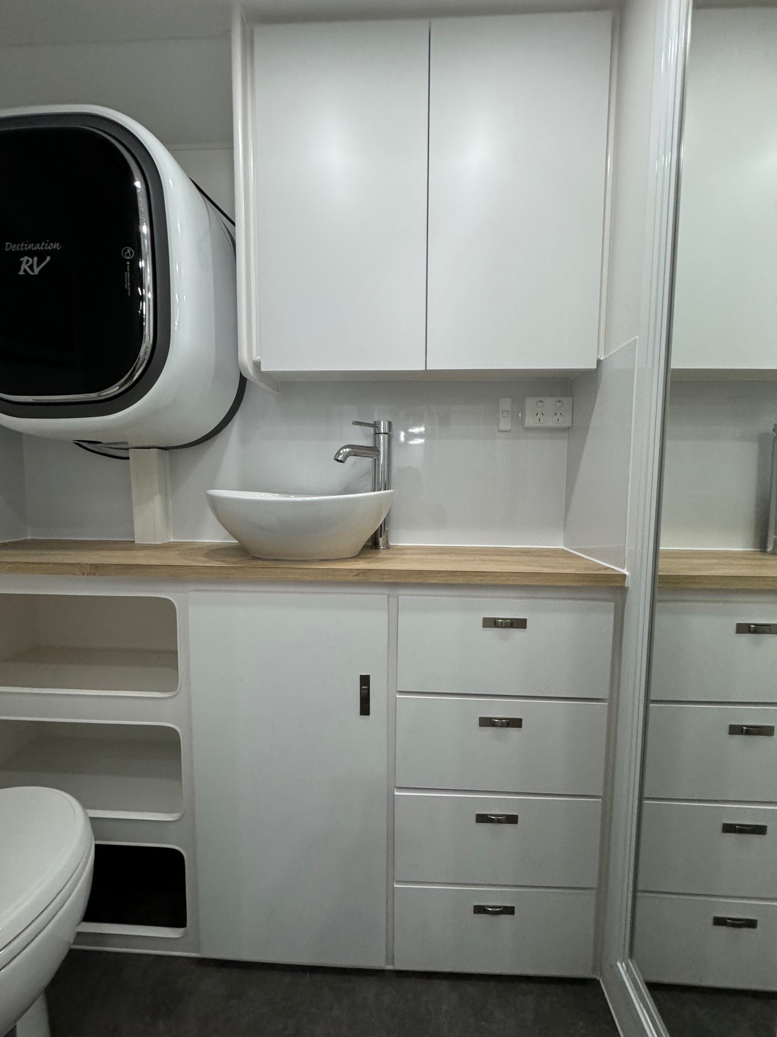 2025 New Design Family Trekker 22ft Triple Bunk