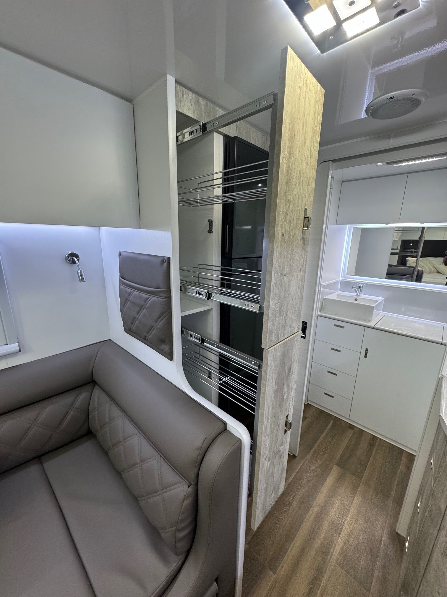 2024 Red Centre Kimberley + 20ft6 Offroad Caravan