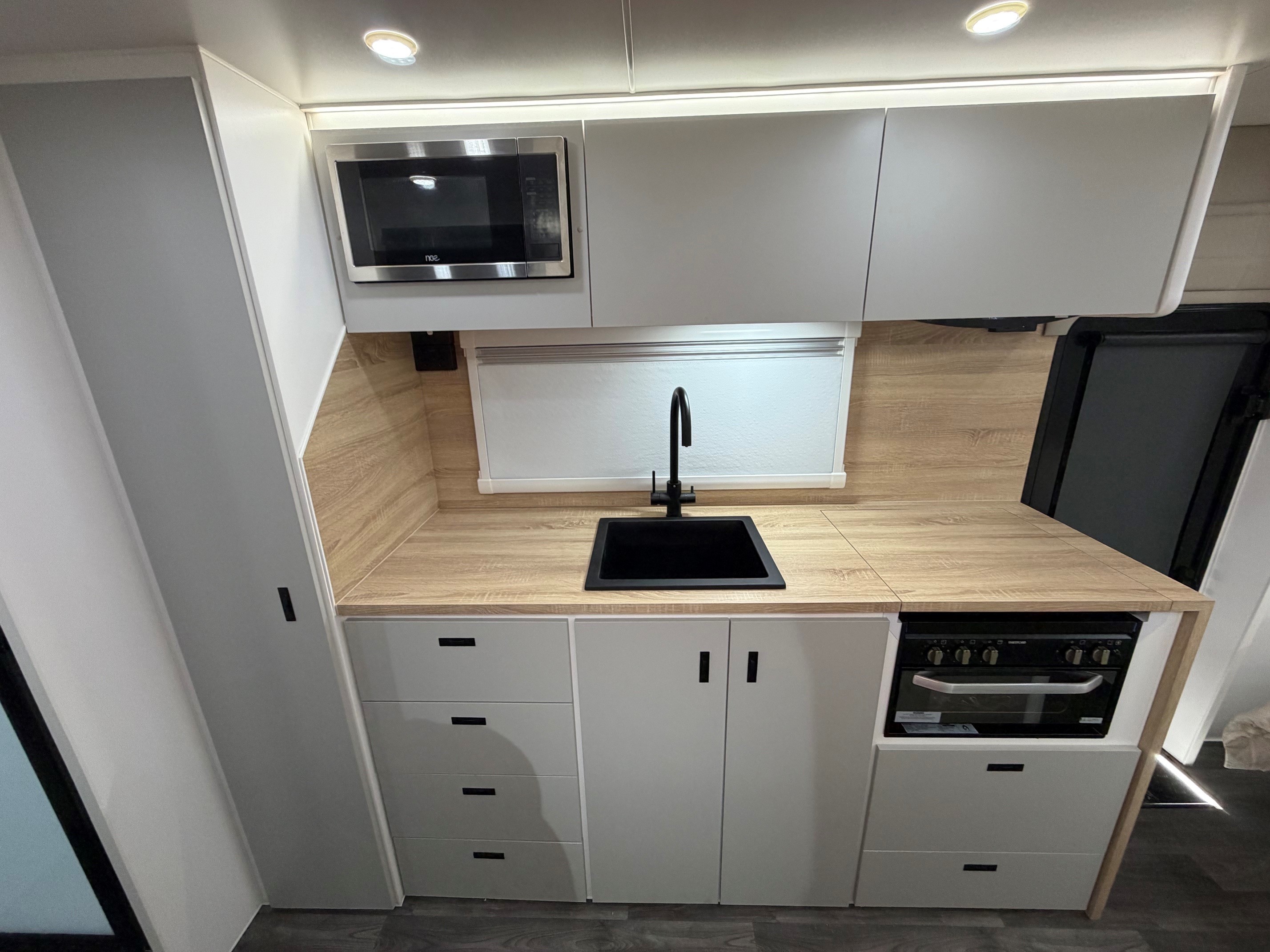 2026 Sunrise Tropicana 19ft6 Offroad & Offgrid Couples Caravans