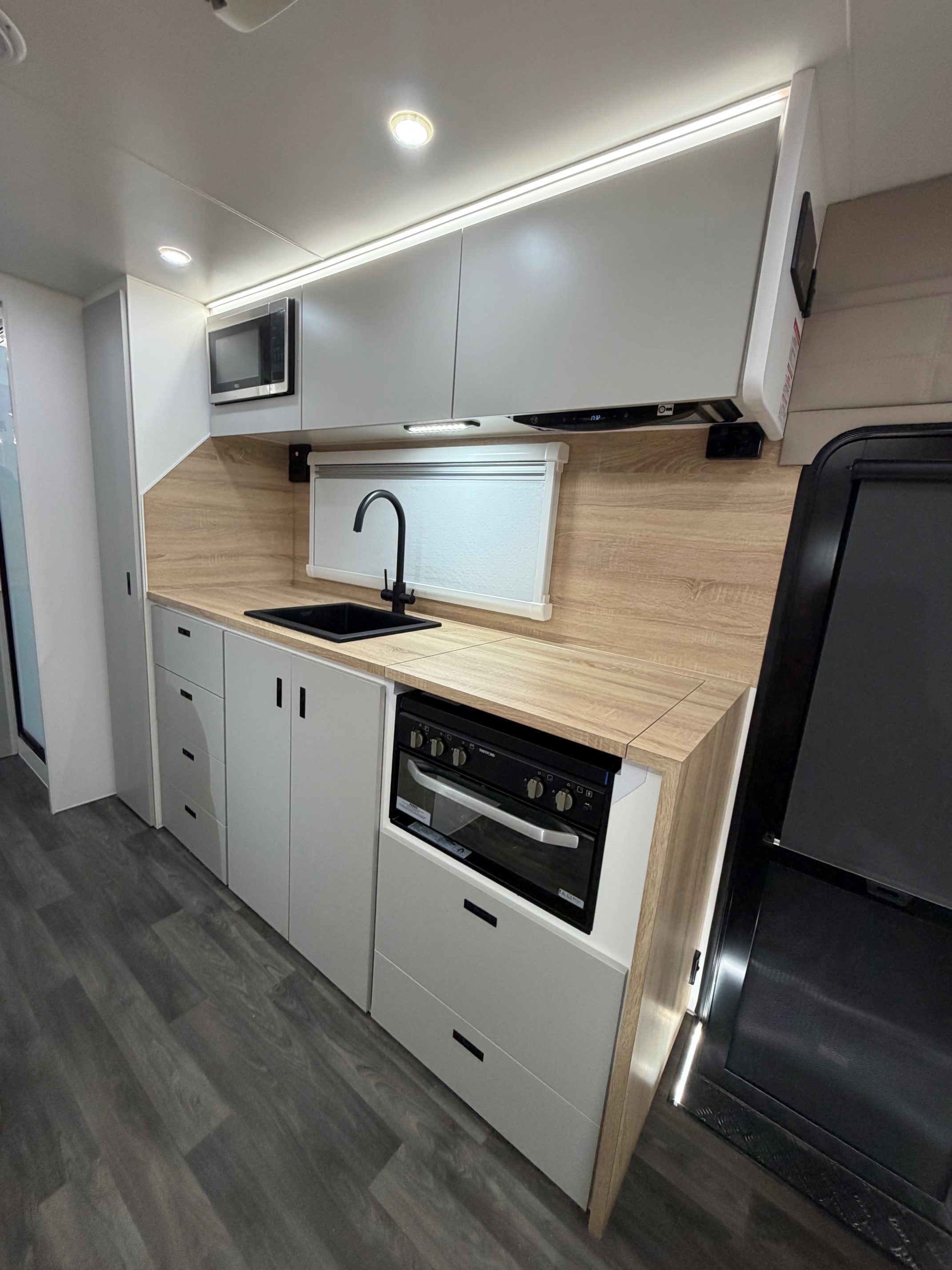 2026 Sunrise Tropicana 19ft6 Offroad & Offgrid Couples Caravans