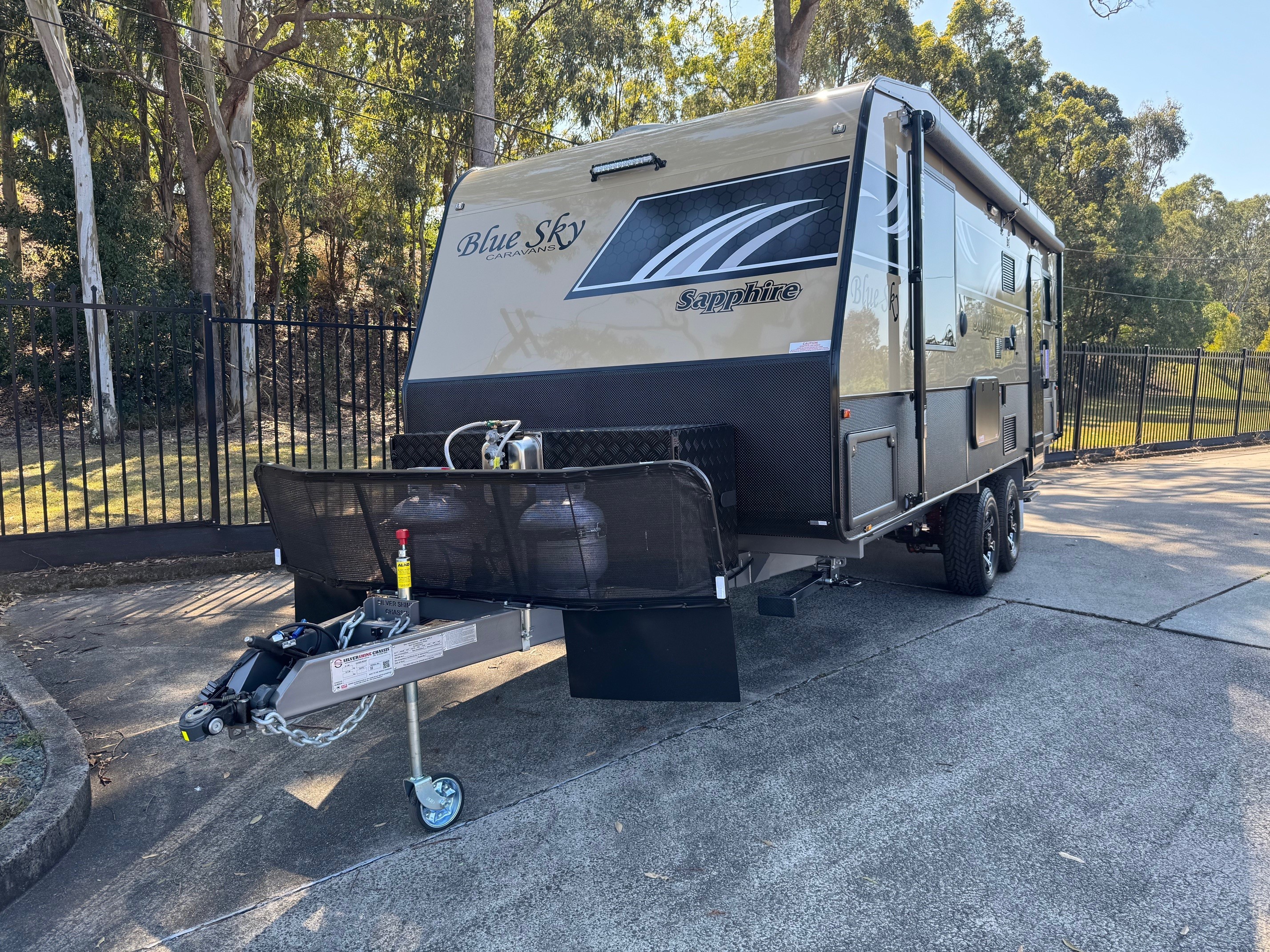 Blue Sky Sapphire 21ft Offroad Rear Club Lounge Centre Ensuite