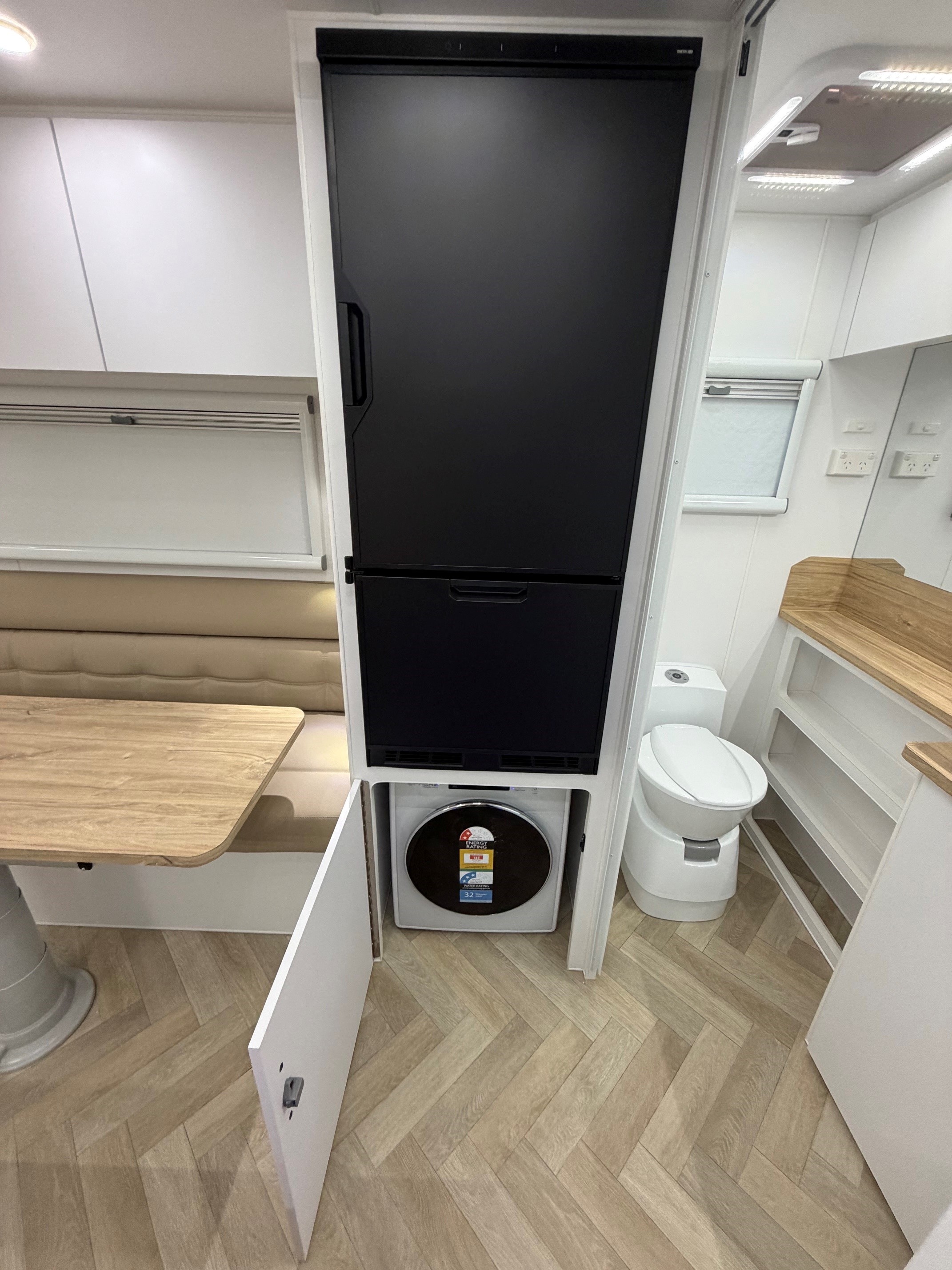 2026 Sunrise Platinum 17ft Offroad Couples Caravan