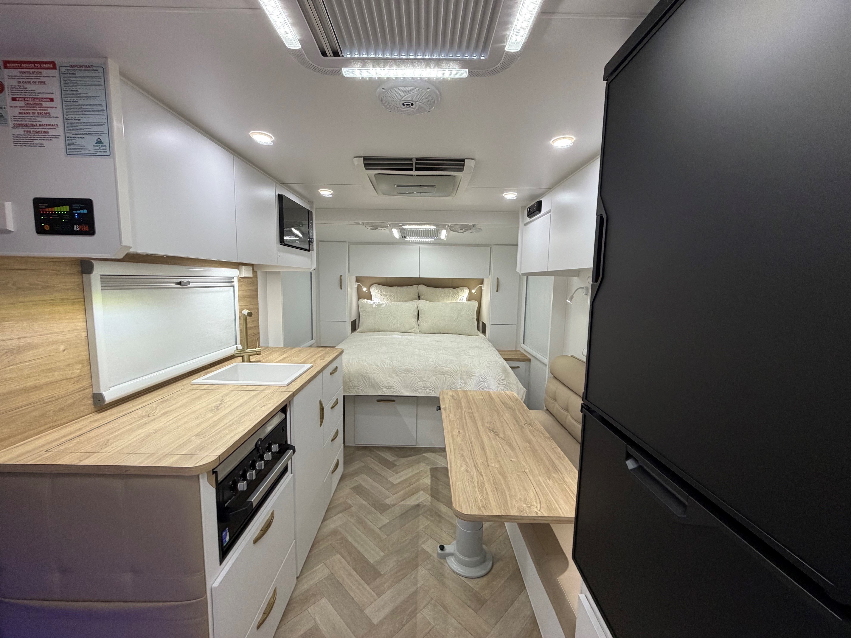 2026 Sunrise Platinum 17ft Offroad Couples Caravan