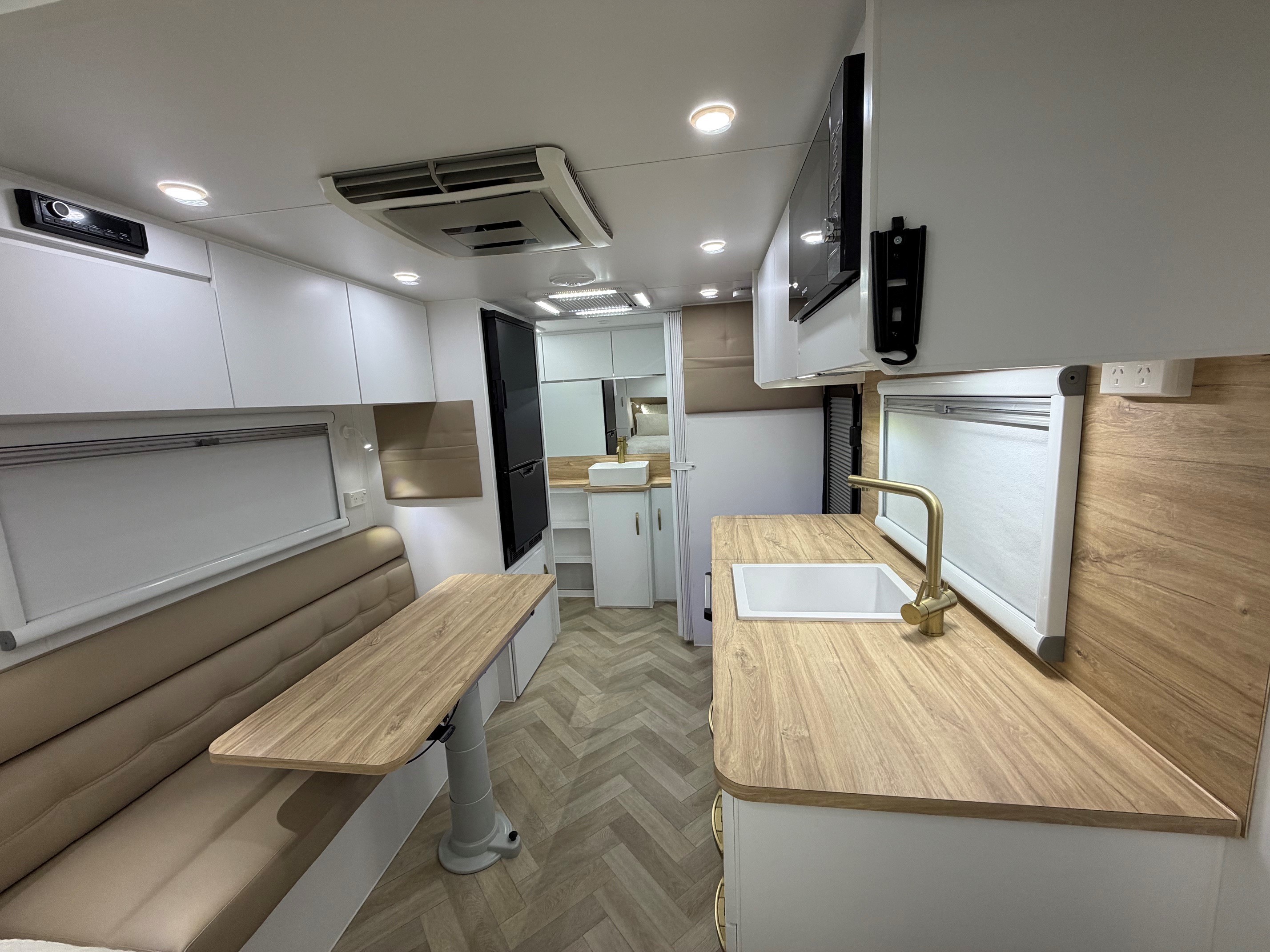 2026 Sunrise Platinum 17ft Offroad Couples Caravan