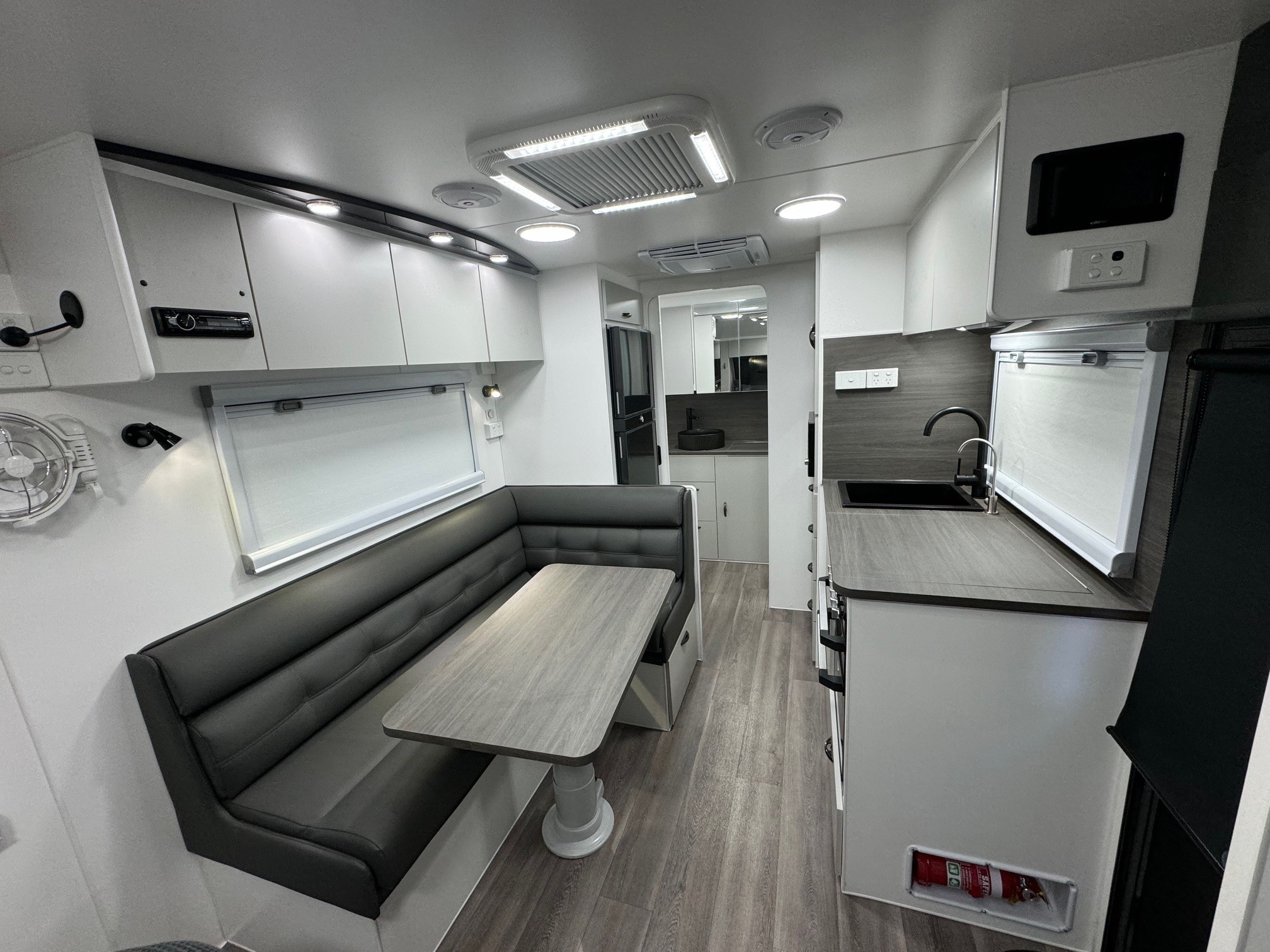 Sunrise Tropicana 18ft9 Tandem Axle Caravan