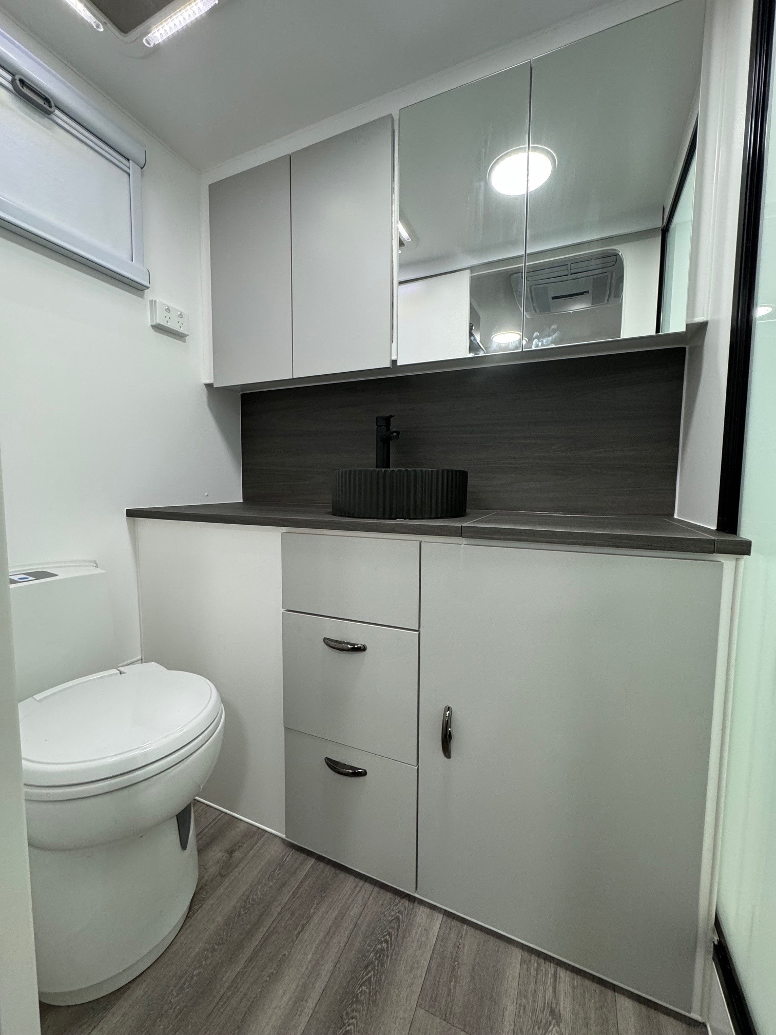 Sunrise Tropicana 18ft9 Tandem Axle Caravan