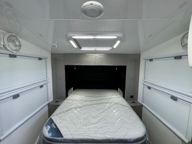 Red Centre Oasis 20ft Offroad Gasless Caravan