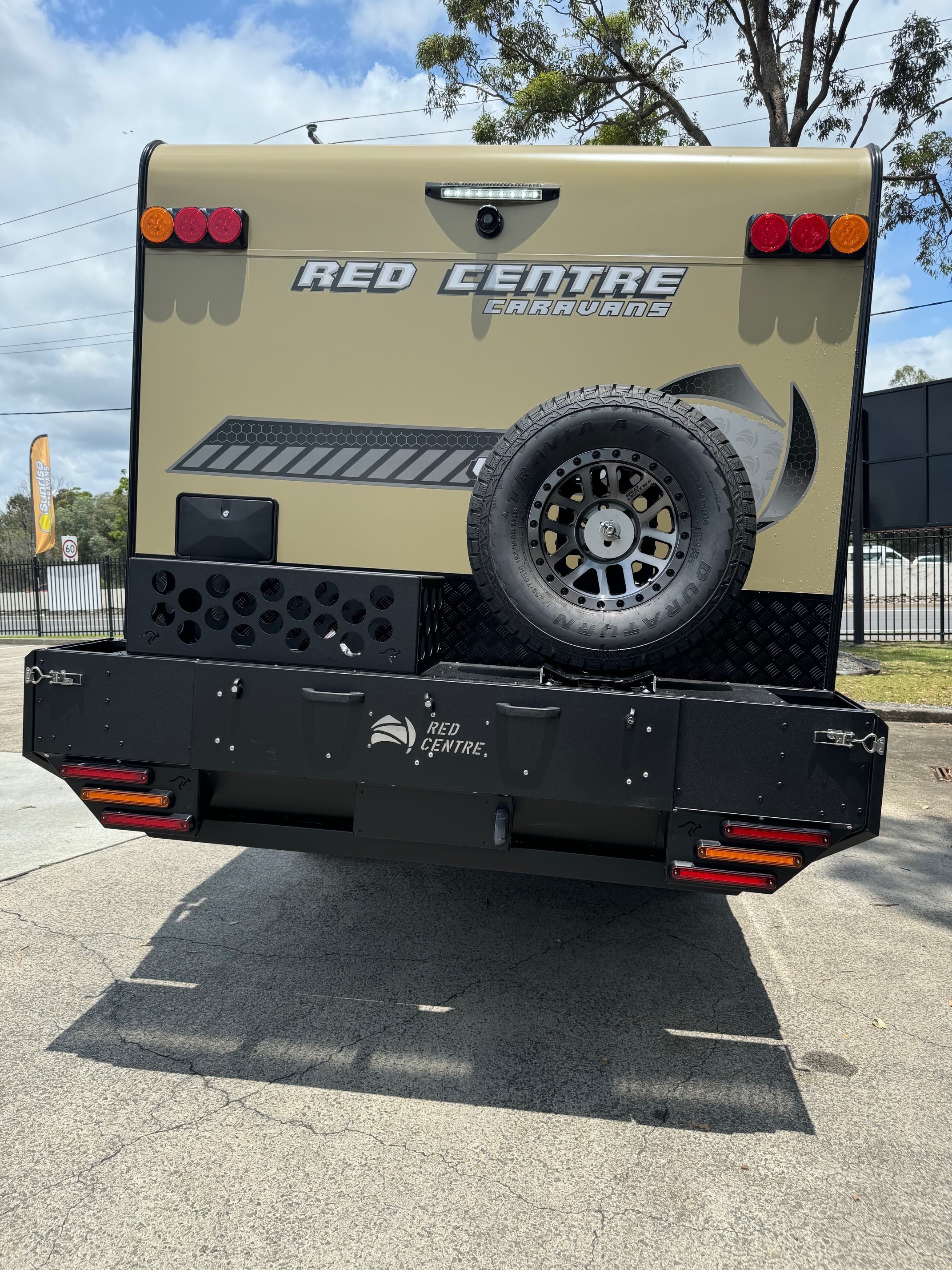 Red Centre Oasis 20ft Offroad Gasless Caravan