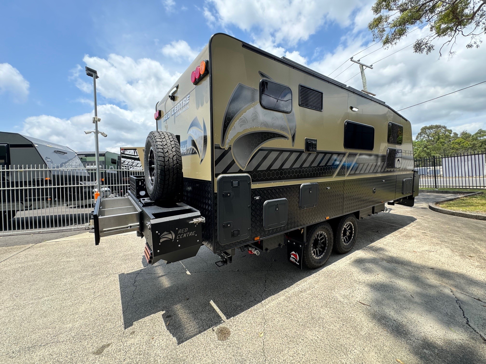 Red Centre Oasis 20ft Offroad Gasless Caravan