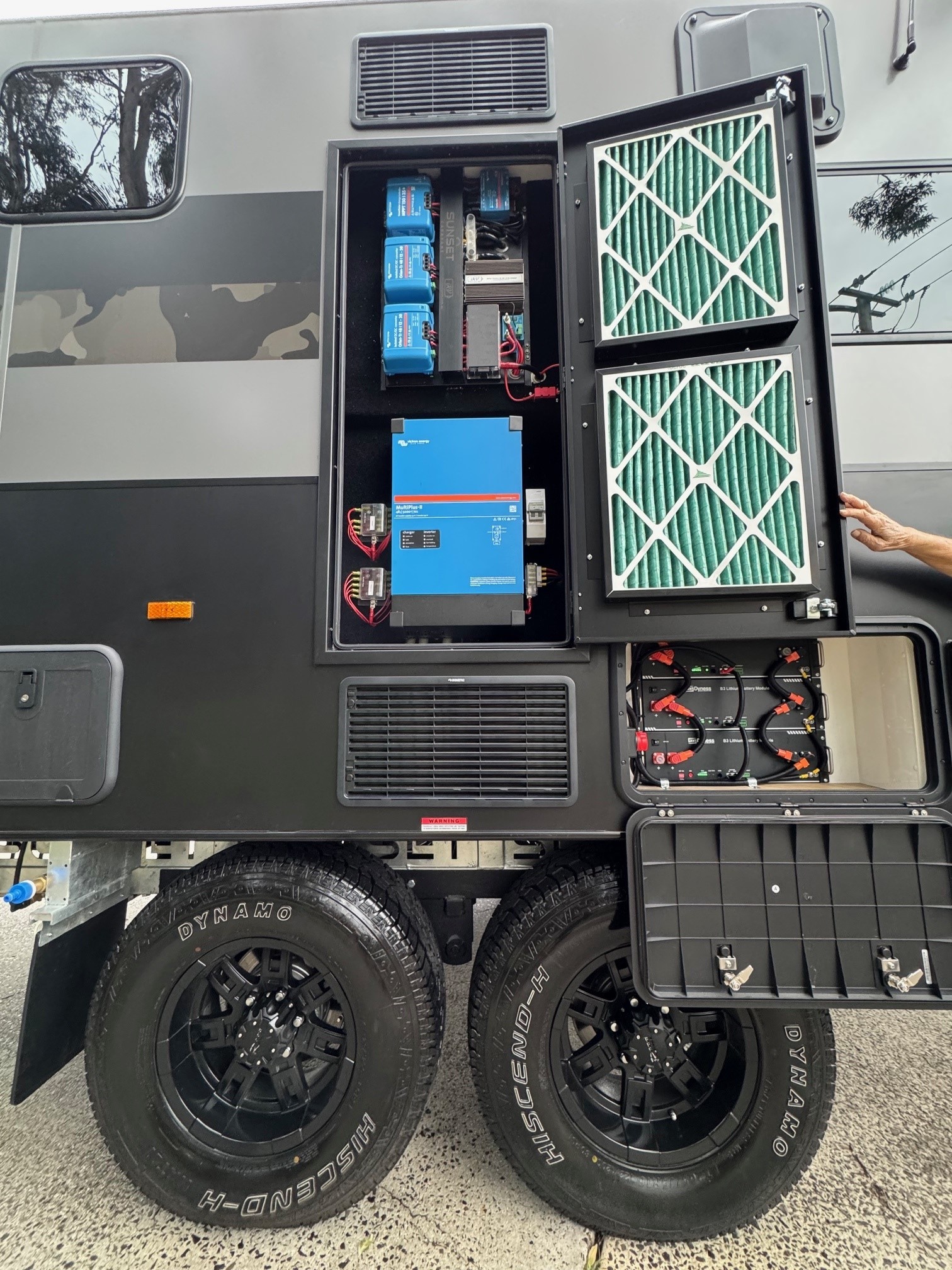 21ft New Sunset Explorer Ultimate Offroad & Offgrid Caravan With Rear Double Bunks