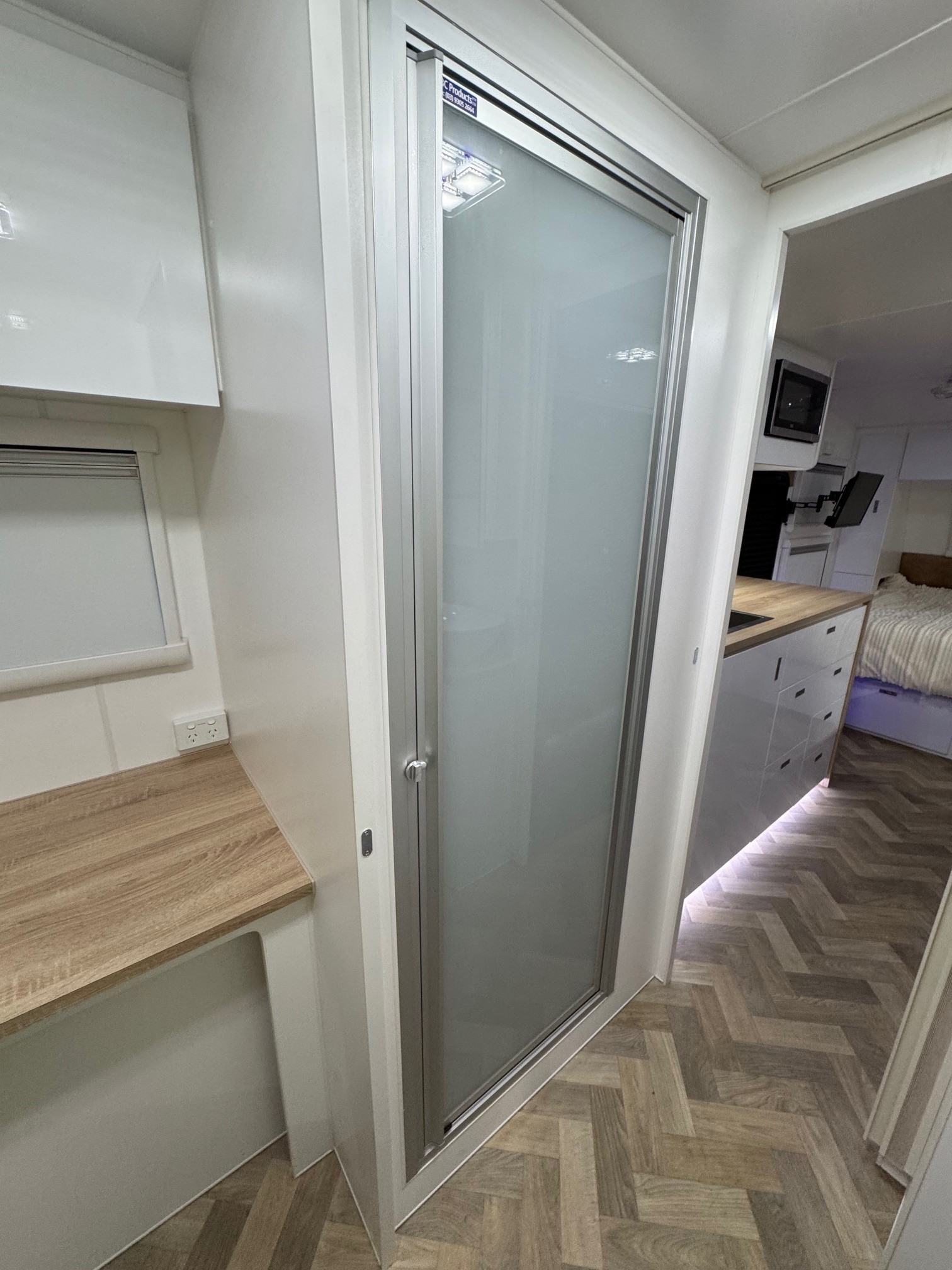 21ft New Sunset Explorer Ultimate Offroad & Offgrid Caravan With Rear Double Bunks