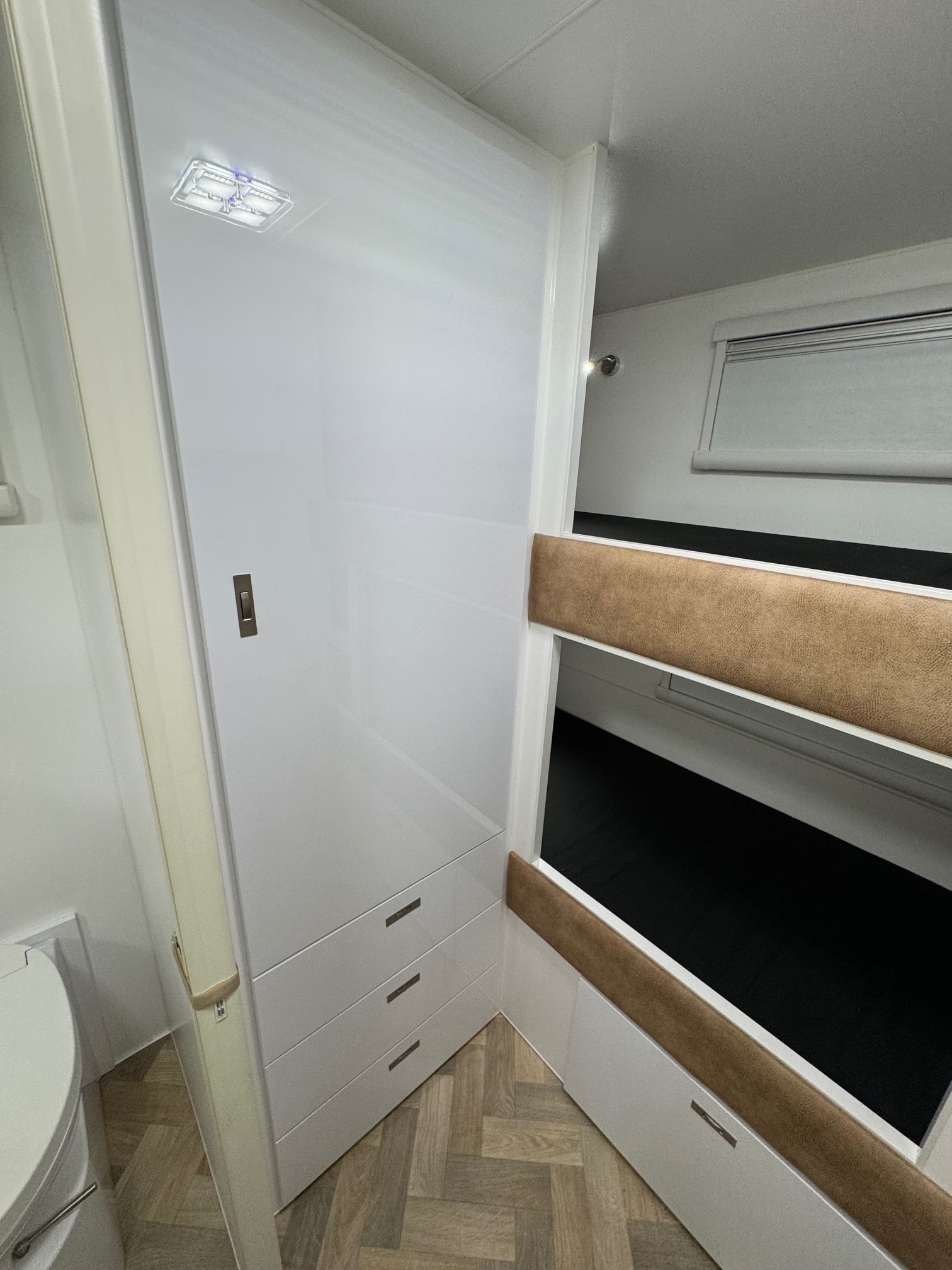 21ft New Sunset Explorer Ultimate Offroad & Offgrid Caravan With Rear Double Bunks