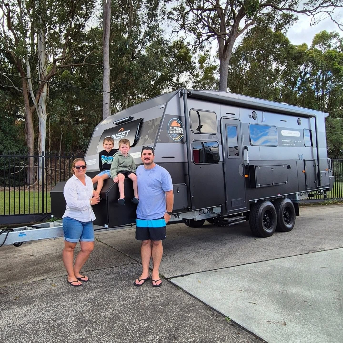 21ft New Sunset Explorer Ultimate Offroad & Offgrid Caravan With Rear Double Bunks