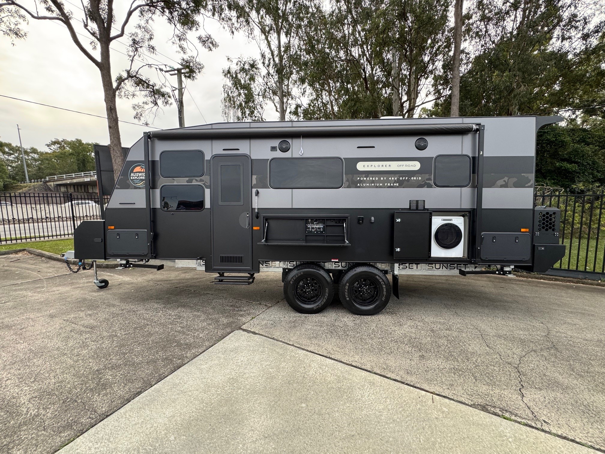 21ft New Sunset Explorer Ultimate Offroad & Offgrid Caravan With Rear Double Bunks