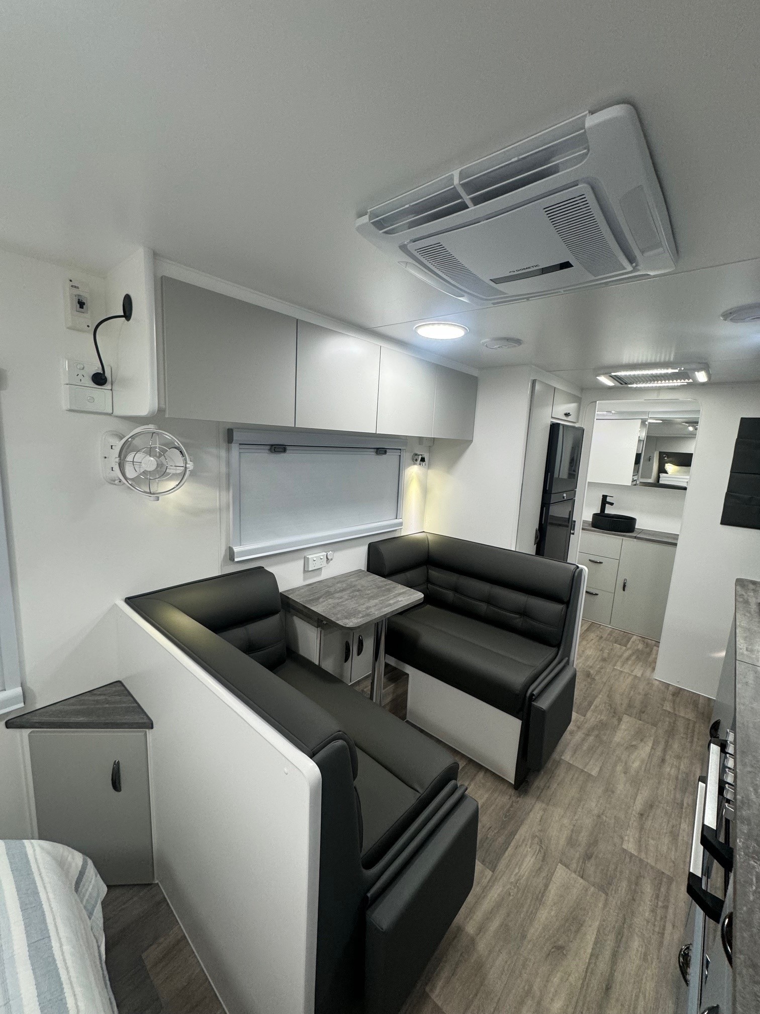 Blue Sky Quartz 20ft8 Semi offroad