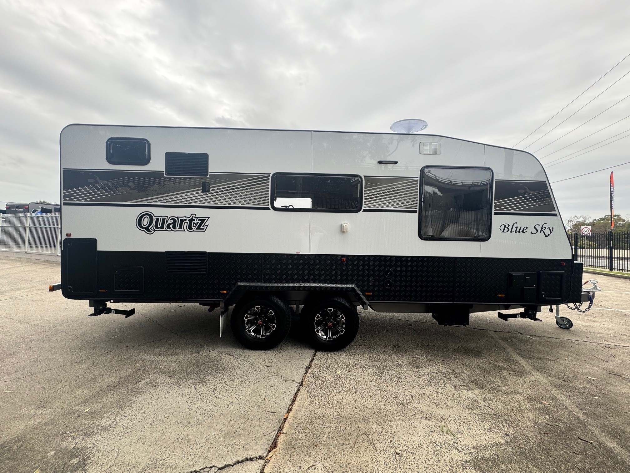 Blue Sky Quartz 20ft8 Semi offroad