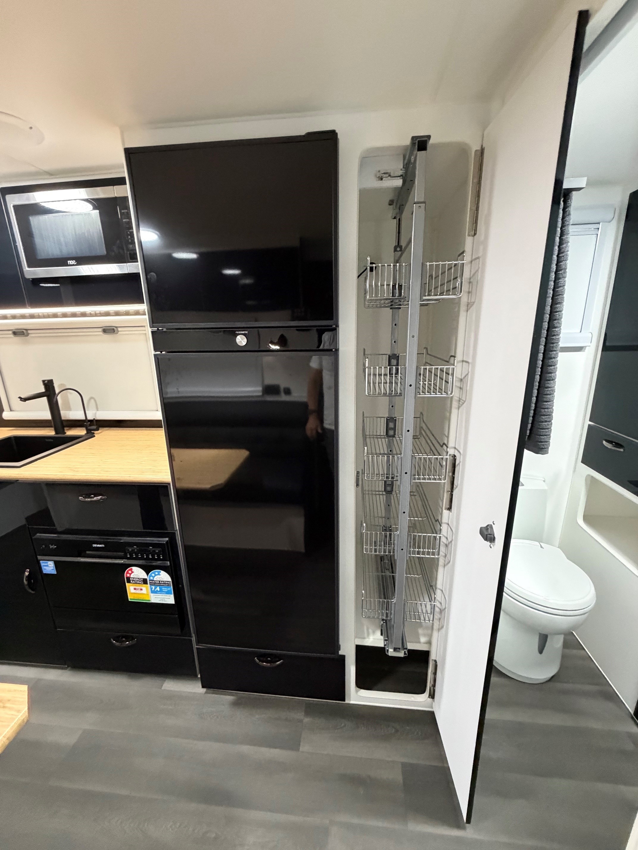 2025 Blue Sky Tuscany 23ft Your Home Away From Home with a 48V Victron Off Grid System