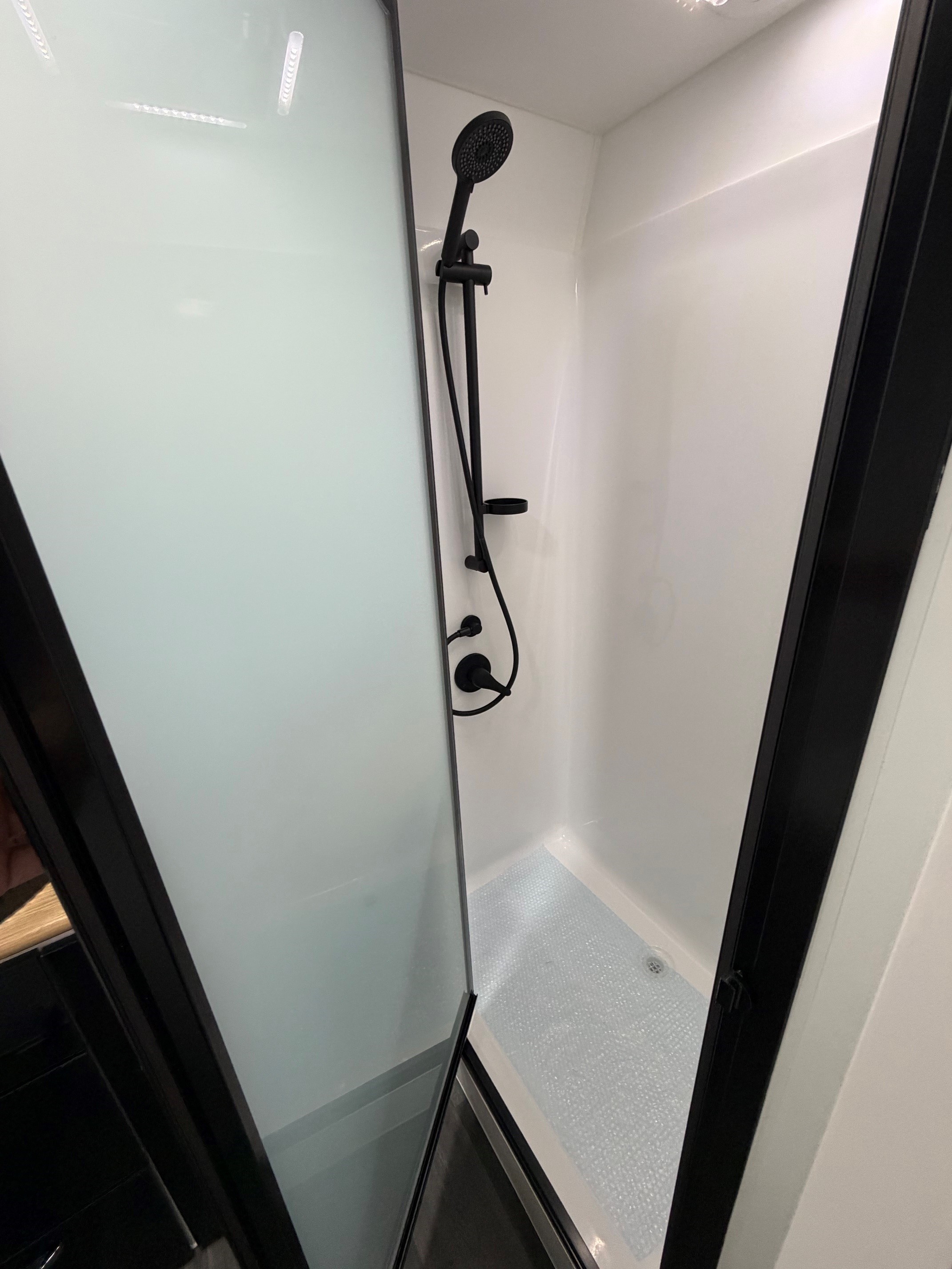 2025 Blue Sky Tuscany 23ft Your Home Away From Home with a 48V Victron Off Grid System