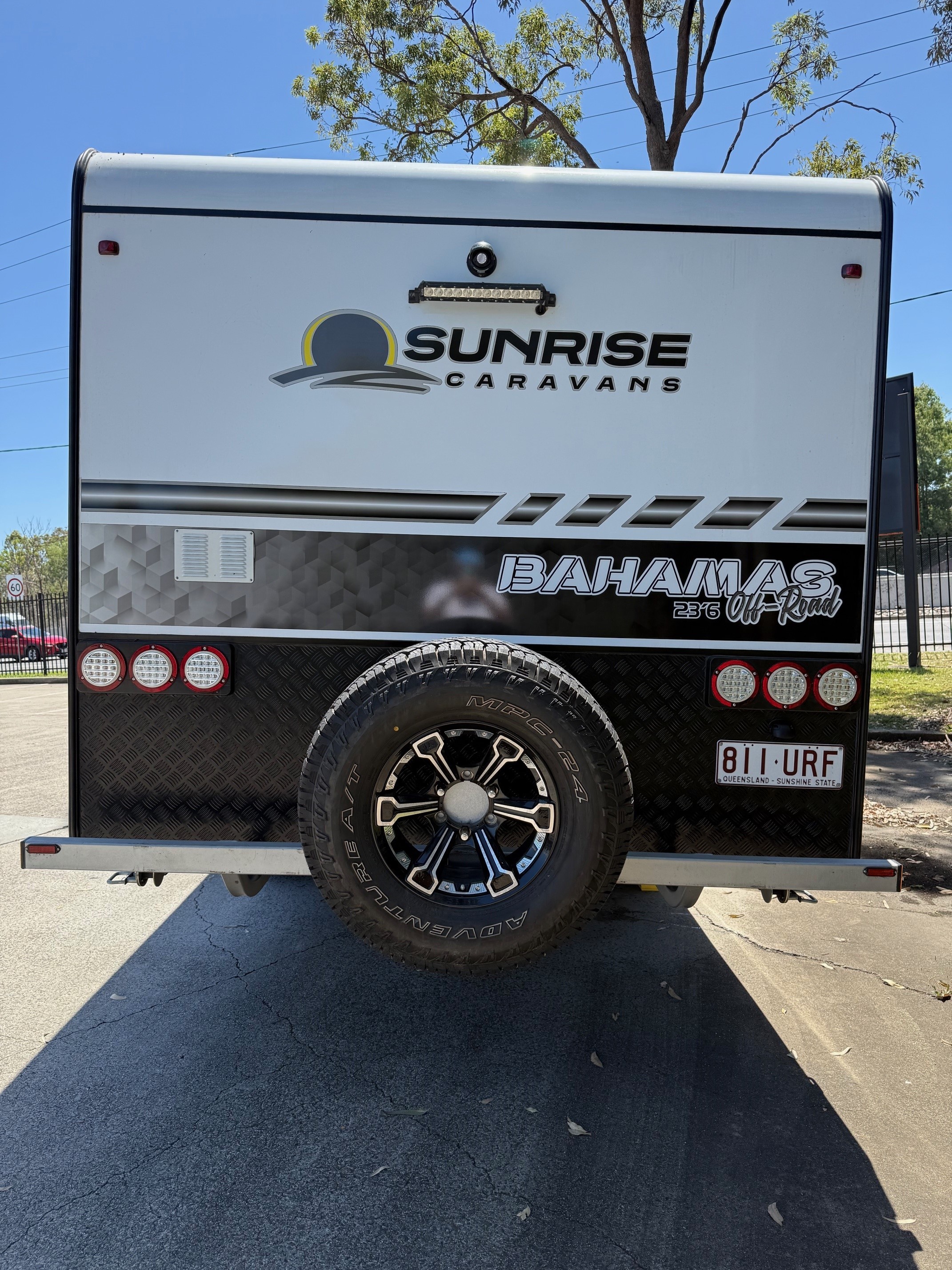 2023 Preowned Sunrise Bahamas 23ft Larger Ensuite With Airbag Suspension