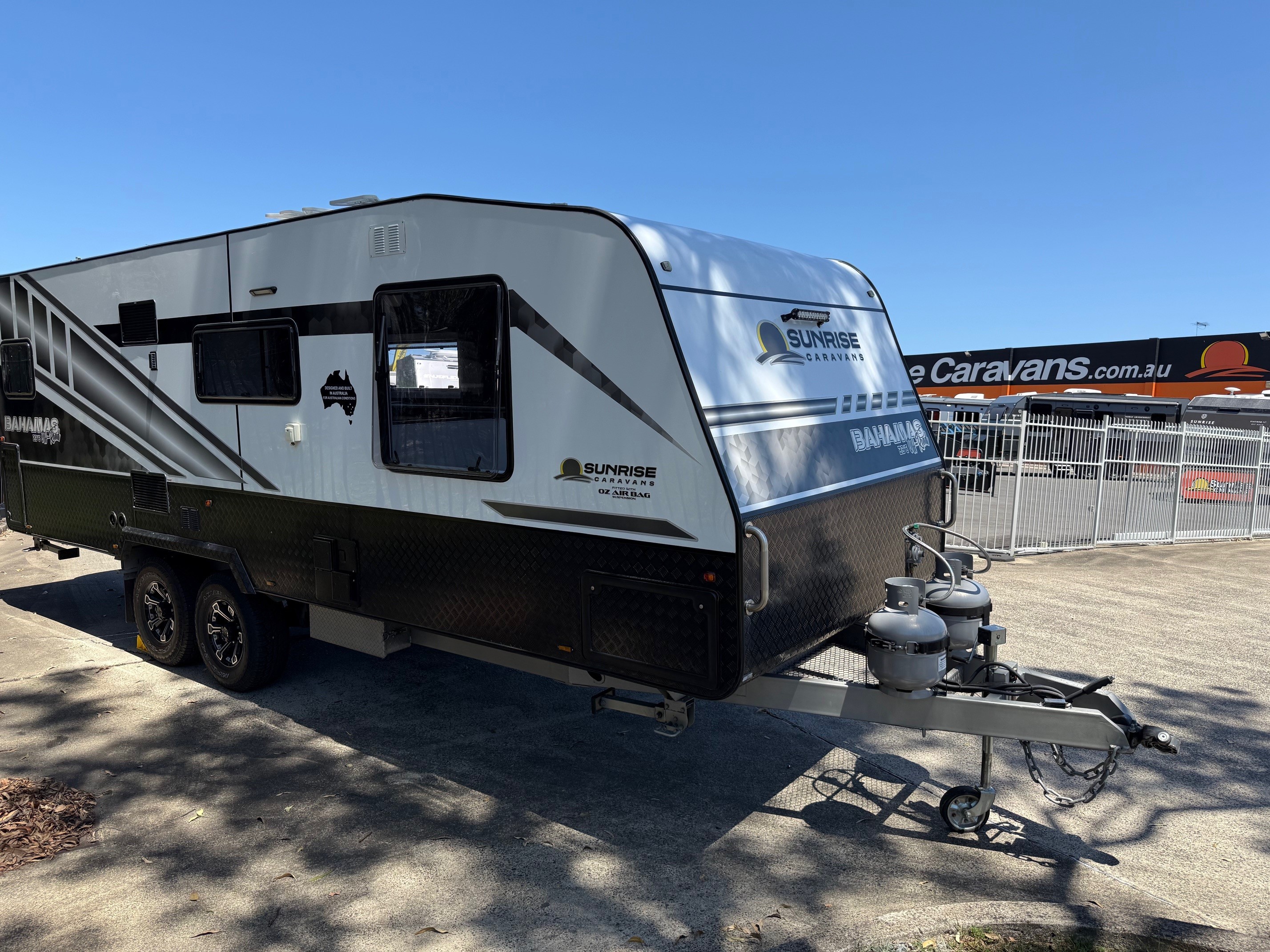 2023 Preowned Sunrise Bahamas 23ft Larger Ensuite With Airbag Suspension