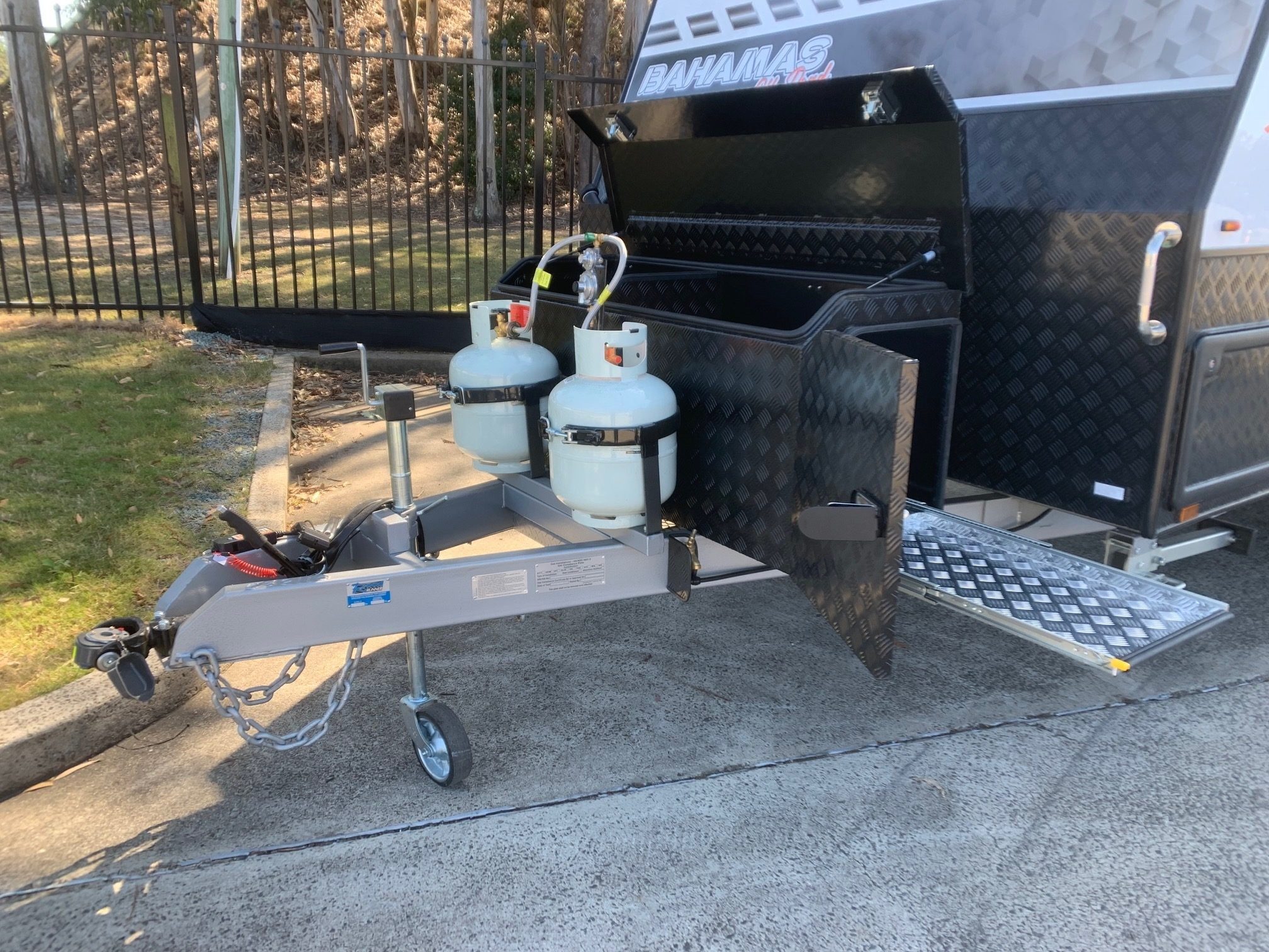 2025 23ft6 Sunrise Bahamas Aluminium Framed Larger Ensuite Off-Road Caravan