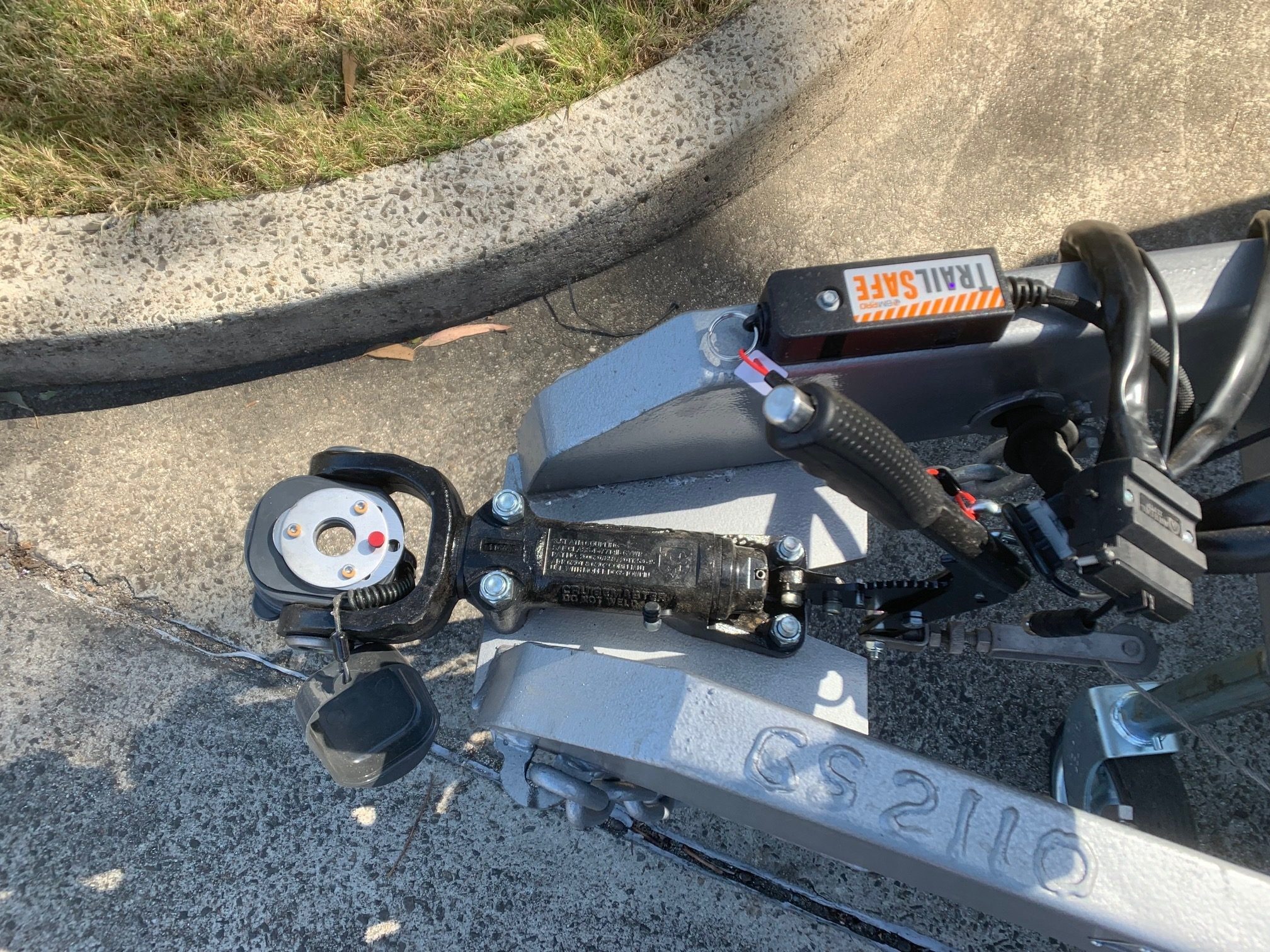 2025 23ft6 Sunrise Bahamas Aluminium Framed Larger Ensuite Off-Road Caravan