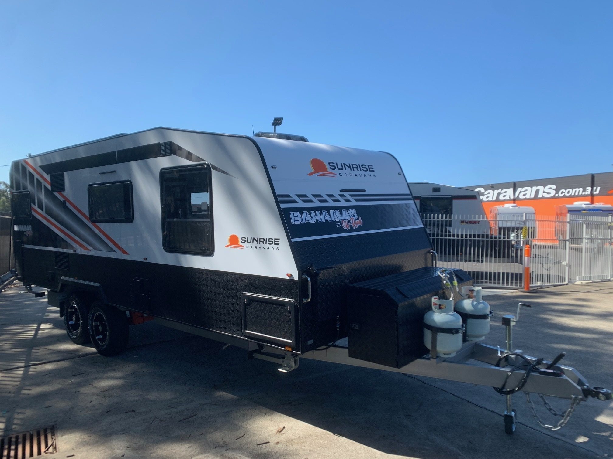 2025 23ft6 Sunrise Bahamas Aluminium Framed Larger Ensuite Off-Road Caravan
