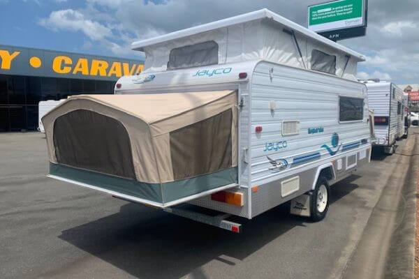 2004 Jayco Expanda Camper Sleeps 6