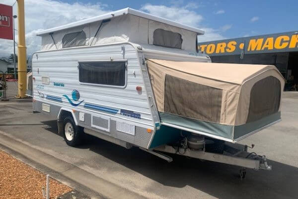 2004 Jayco Expanda Camper Sleeps 6