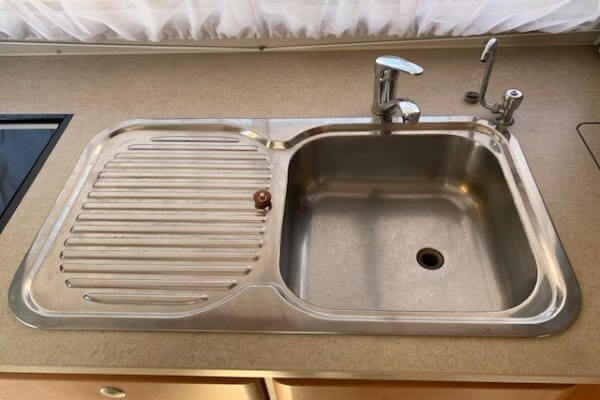 2006 Jayco Sterling 21ft With Single Beds