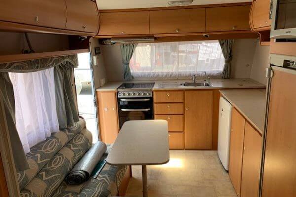 2006 Jayco Sterling 21ft With Single Beds