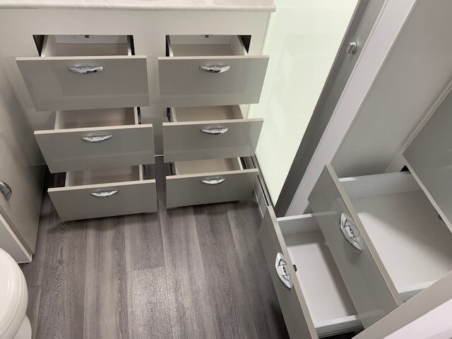 2024 Blue Sky Sapphire 22ft Larger Ensuite