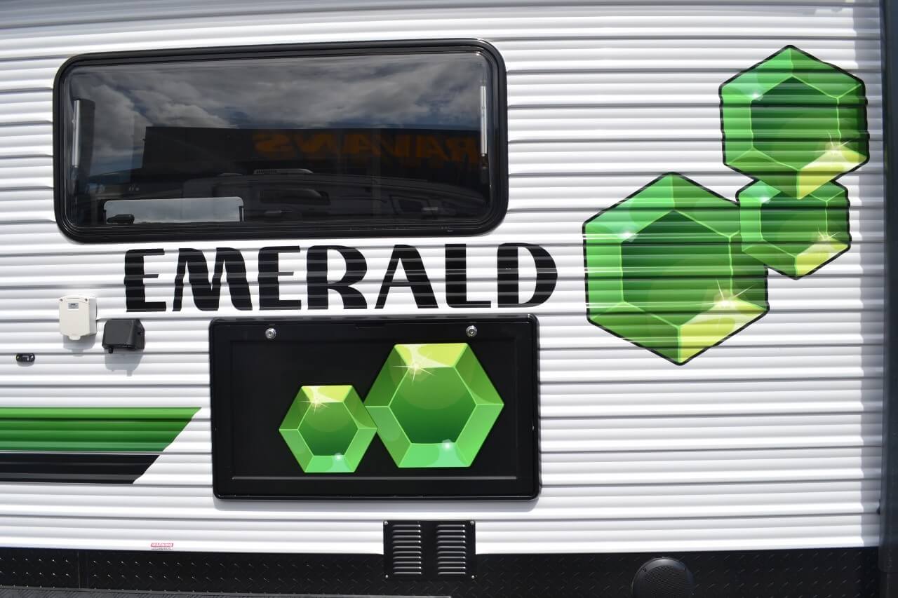 Blue Sky Emerald 19ft6 Centre Door