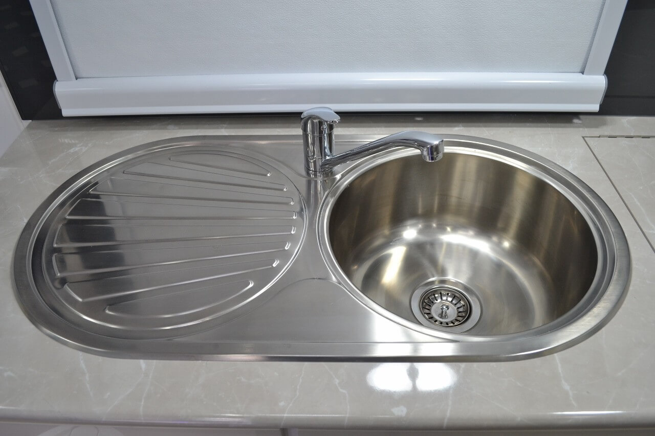 Blue Sky Emerald 19ft6 Centre Door